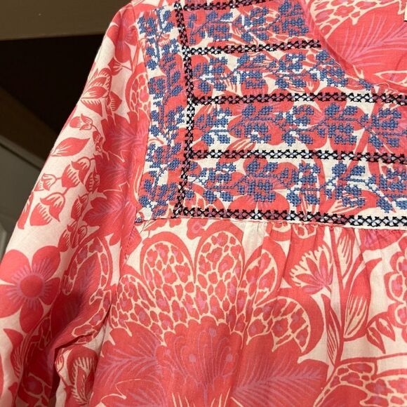 NWOT J.Crew Factory Embroidered Placket Pink Blue White Floral Top Blouse SMALL - Picture 2 of 3